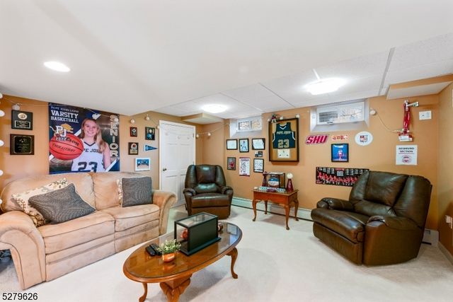 164 Parker Rd, Washington Twp., NJ 07853