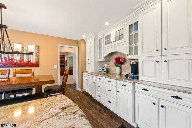 164 Parker Rd, Washington Twp., NJ 07853