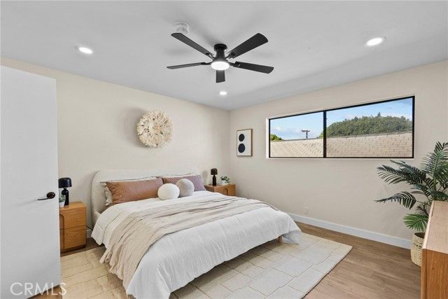 1807 10th 4, Santa Monica, CA 90404