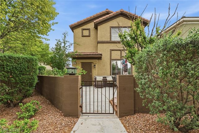 1501 Muinos Street, Las Vegas, NV 89117