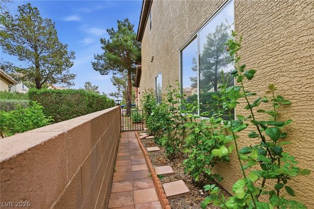 1501 Muinos Street, Las Vegas, NV 89117