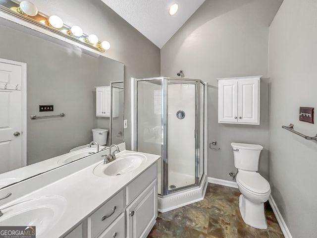 177 Gleneagle Drive, Byron, GA 31008