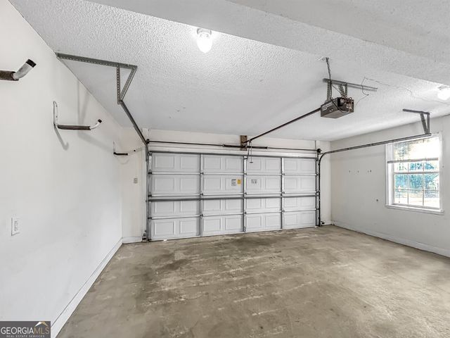 177 Gleneagle Drive, Byron, GA 31008