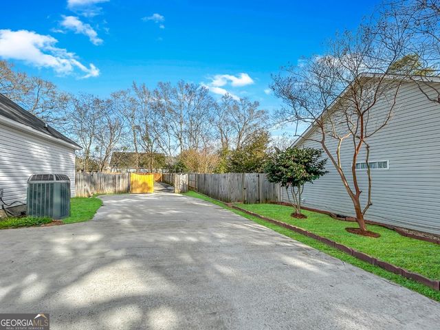 177 Gleneagle Drive, Byron, GA 31008