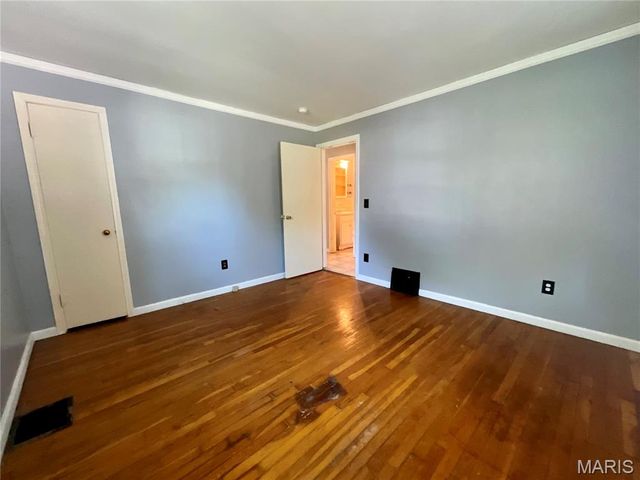 233 Buddie Avenue, St Louis, MO 63135