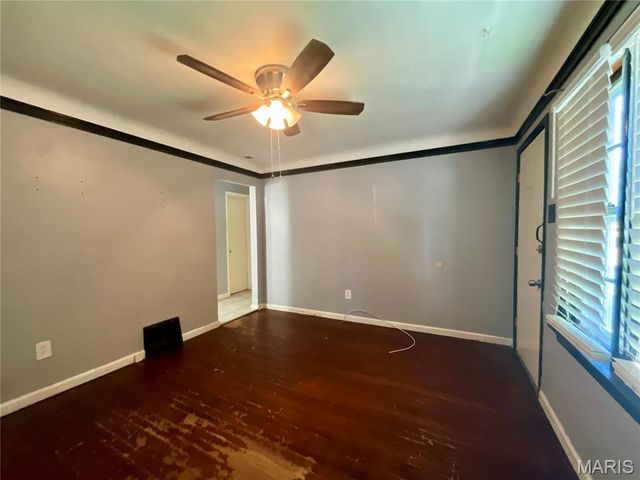 233 Buddie Avenue, St Louis, MO 63135