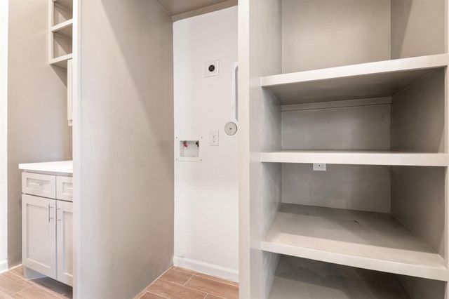 9626 Dancing Grass Drive, Richmond, TX 77406