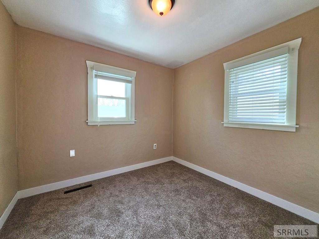 Image 14 of property listing at 315 S Birch Street, Blackfoot, ID 83221