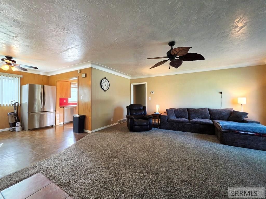 Image 5 of property listing at 315 S Birch Street, Blackfoot, ID 83221