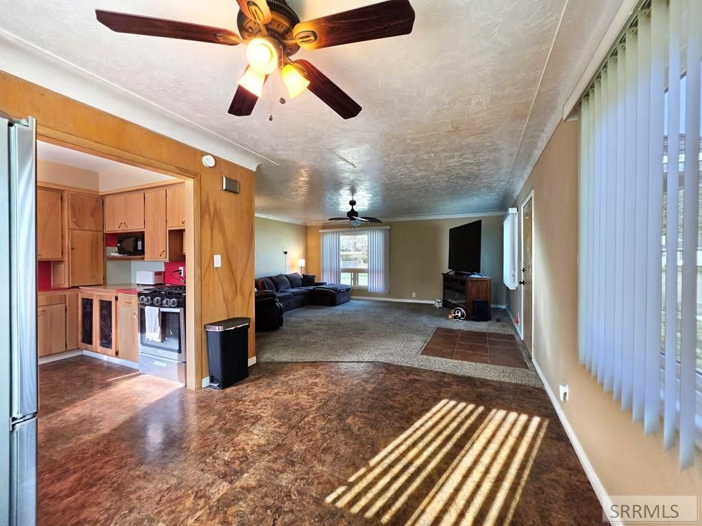 Image 9 of property listing at 315 S Birch Street, Blackfoot, ID 83221