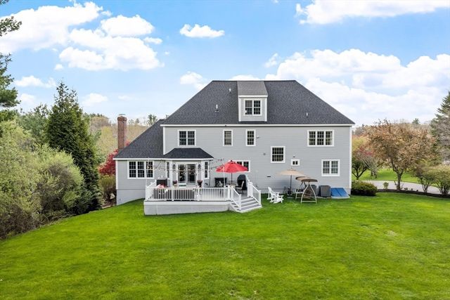 140 Barteau Lane, Boxborough, MA 01719
