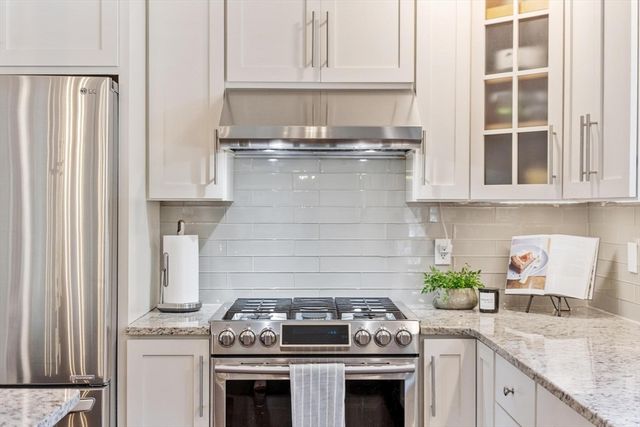 140 Barteau Lane, Boxborough, MA 01719