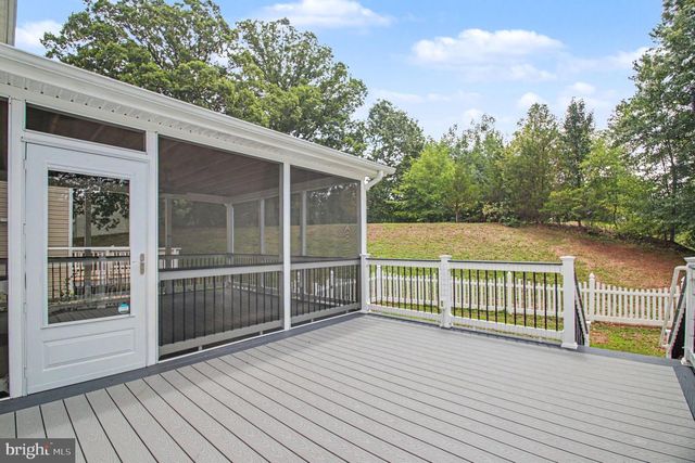 2 AZALEA ST, Fredericksburg, VA 22406