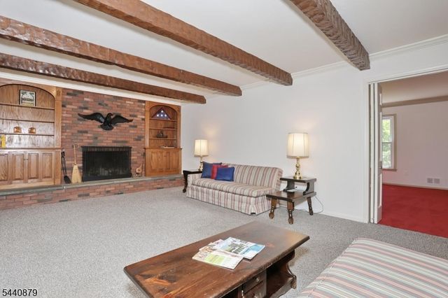 543 Hague Ct, Oradell Boro, NJ 07649