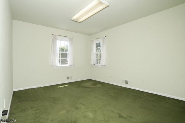 543 Hague Ct, Oradell Boro, NJ 07649