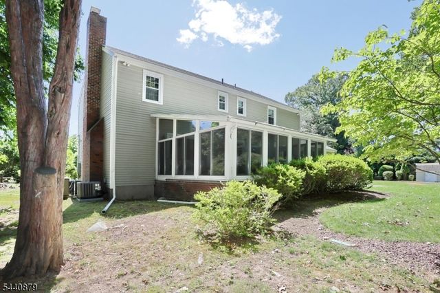 543 Hague Ct, Oradell Boro, NJ 07649