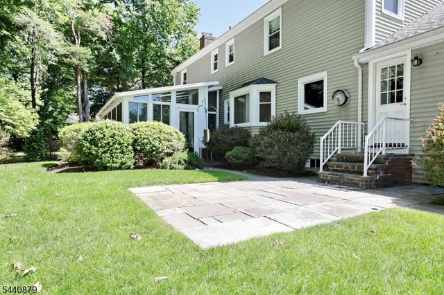 543 Hague Ct, Oradell Boro, NJ 07649