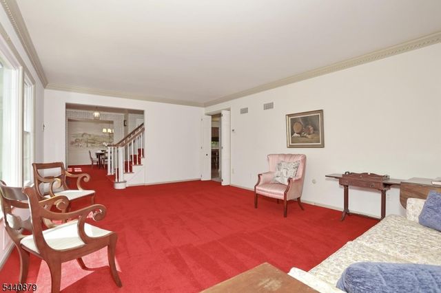 543 Hague Ct, Oradell Boro, NJ 07649