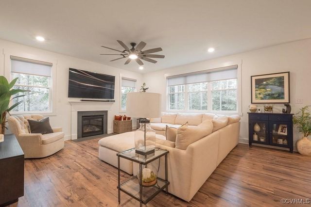 5720 Chaucer Dr, Providence Forge, VA 23140