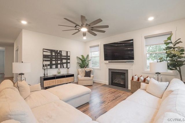 5720 Chaucer Dr, Providence Forge, VA 23140