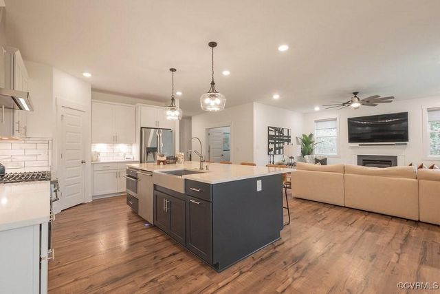 5720 Chaucer Dr, Providence Forge, VA 23140