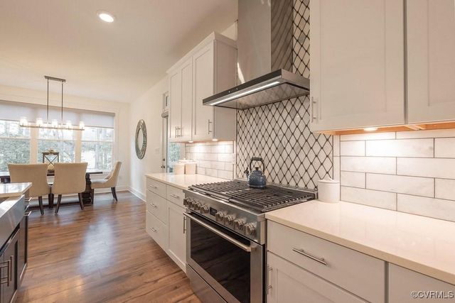 5720 Chaucer Dr, Providence Forge, VA 23140