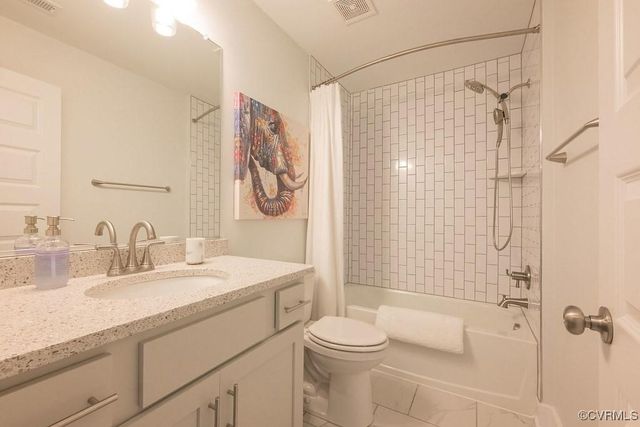 5720 Chaucer Dr, Providence Forge, VA 23140