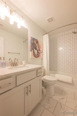 5720 Chaucer Dr, Providence Forge, VA 23140