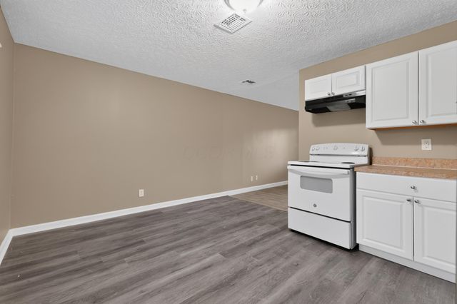 3919 Carlton Avenue, Columbus, OH 43227