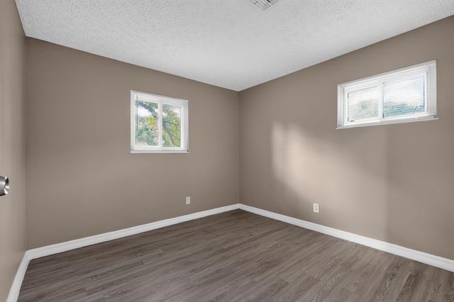 3919 Carlton Avenue, Columbus, OH 43227