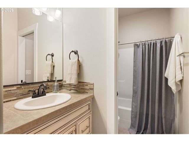 1889 S HARRIER Rd, Ridgefield, WA 98642
