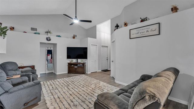 6203 VINTNER LANE, Lakeland, FL 33809