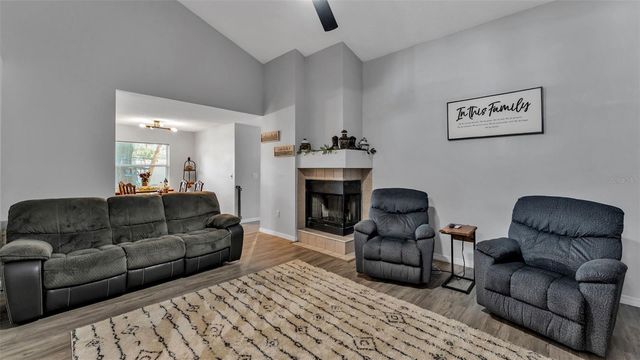 6203 VINTNER LANE, Lakeland, FL 33809