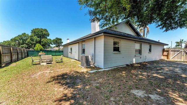 6203 VINTNER LANE, Lakeland, FL 33809