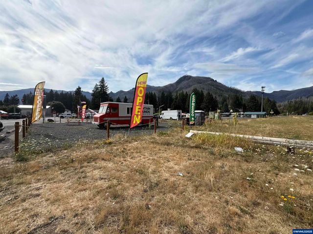 100 & 110 Detroit Av N, Detroit, OR 97342