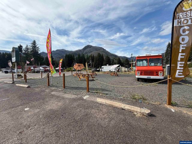 100 & 110 Detroit Av N, Detroit, OR 97342