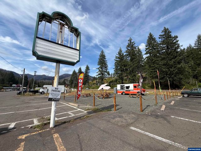 100 & 110 Detroit Av N, Detroit, OR 97342