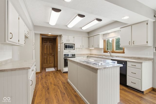 4843 Essex Court, Carmel, IN 46033