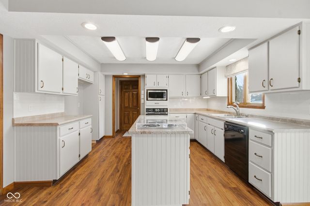 4843 Essex Court, Carmel, IN 46033