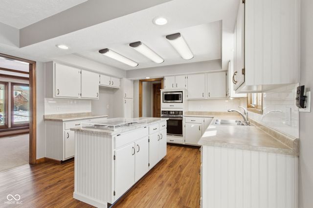 4843 Essex Court, Carmel, IN 46033