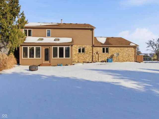 4843 Essex Court, Carmel, IN 46033