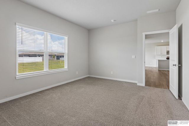 6232 Harvest Drive, Papillion, NE 68157