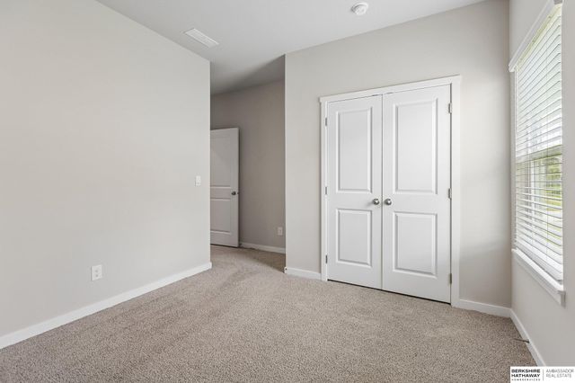 6232 Harvest Drive, Papillion, NE 68157