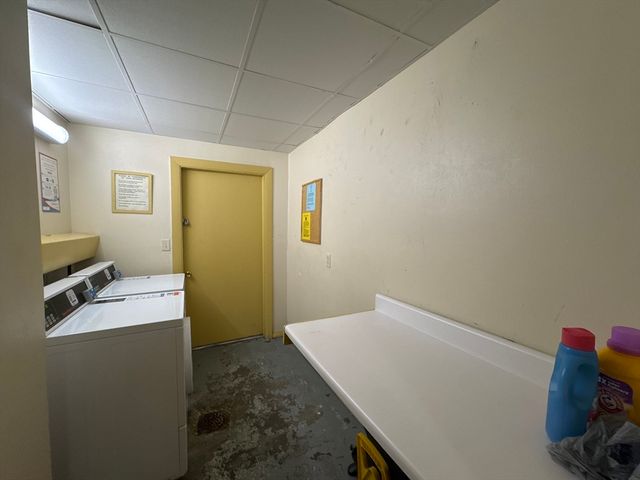 685 Oak St 5-12, Brockton, MA 02301