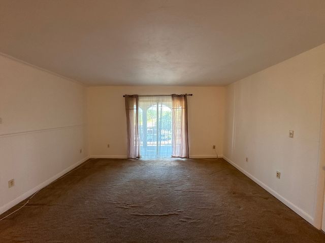 685 Oak St 5-12, Brockton, MA 02301