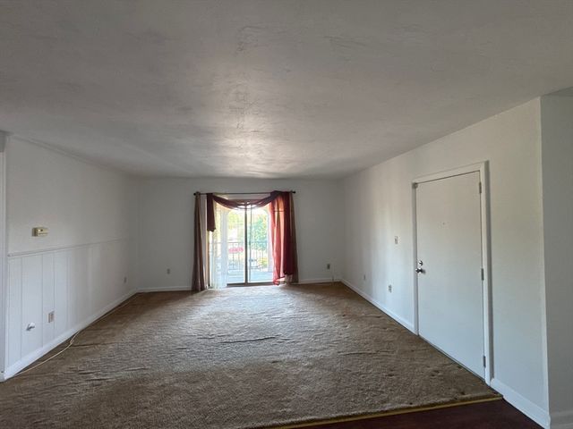 685 Oak St 5-12, Brockton, MA 02301