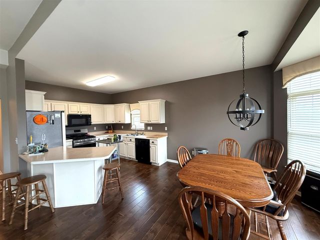 7504 Silver Fox Run, Swartz Creek, MI 48473