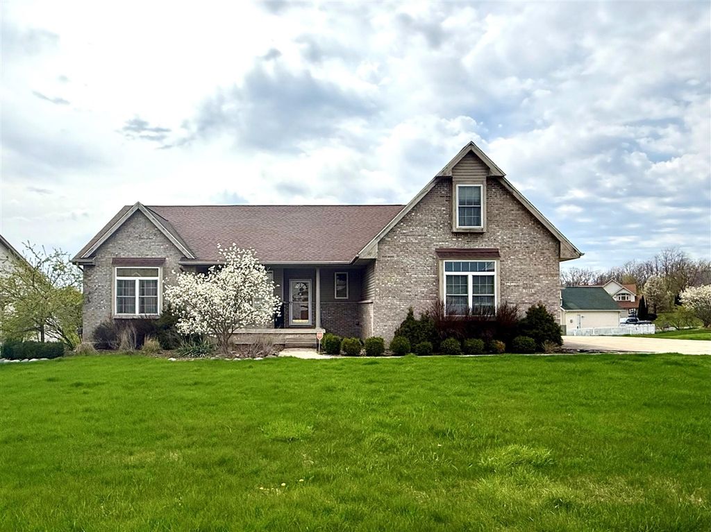 7504 Silver Fox Run, Swartz Creek, MI 48473