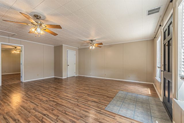 401 Vz County Road 2429, Canton, TX 75103