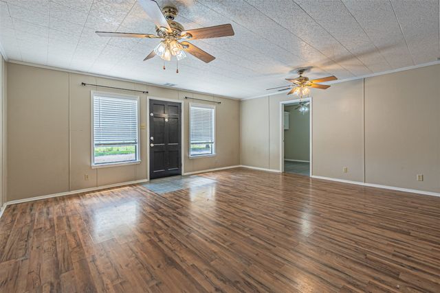 401 Vz County Road 2429, Canton, TX 75103